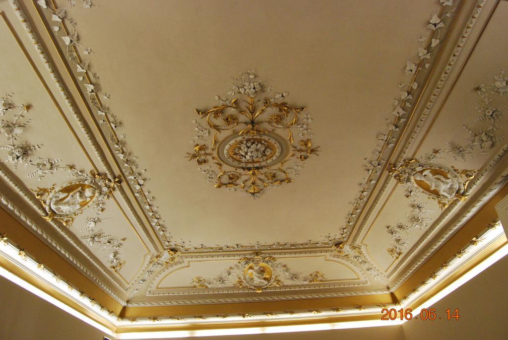 Duca Di Sarro Le Suites Catânia Exterior foto